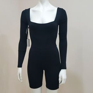 NWT Aritzia Babaton Contour Square-neck romper